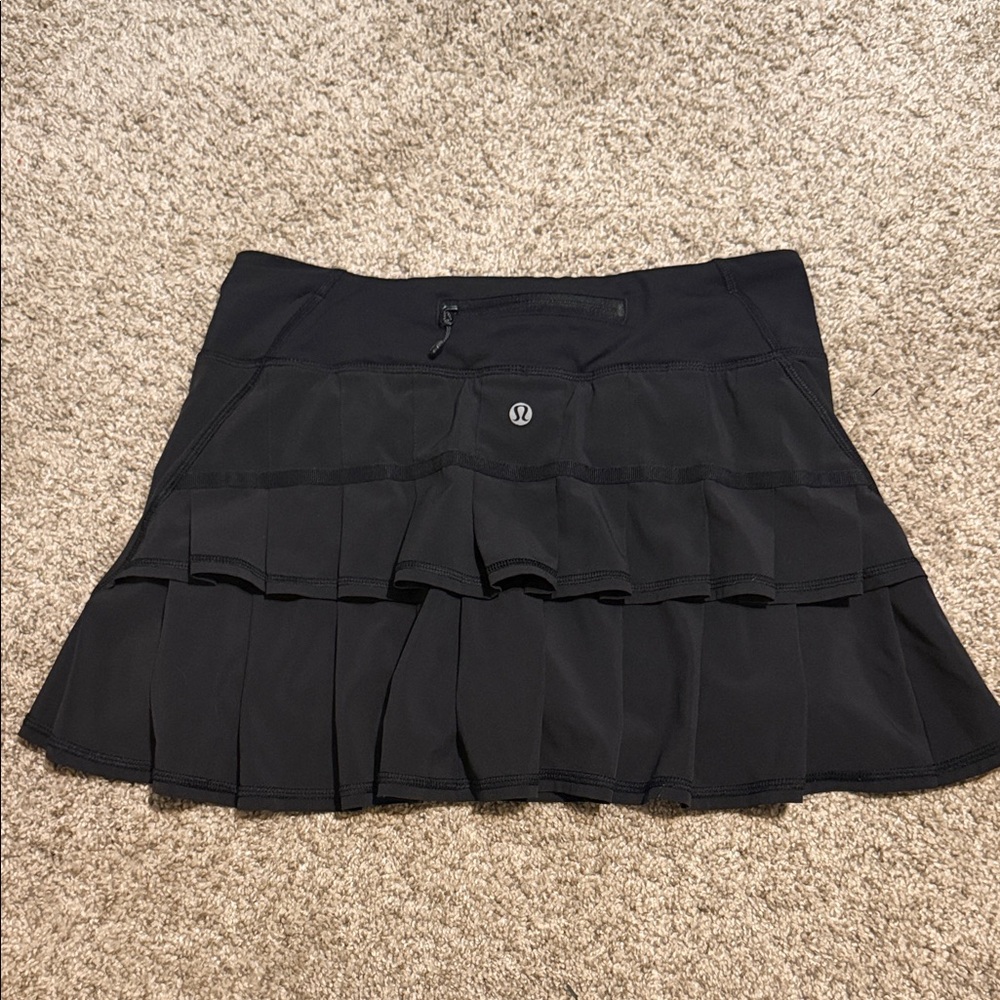 lululemon athletica Black Tiered Mini Skirt
